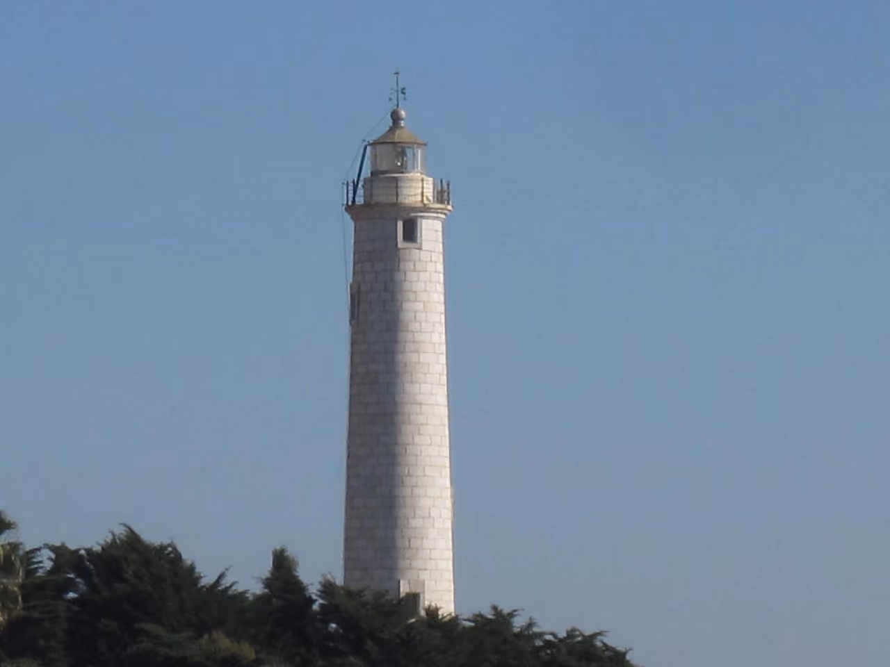 Vuurtoren van Calaburras in El Faro, nabij Célere Delmar 2